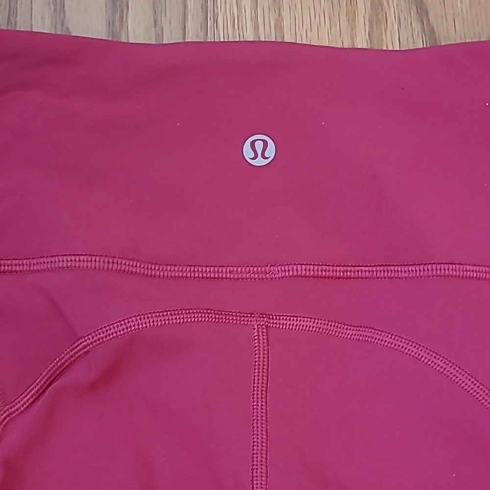 Lululemon All The Right Places Crop II *23" Size 6 - Picture 12 of 13